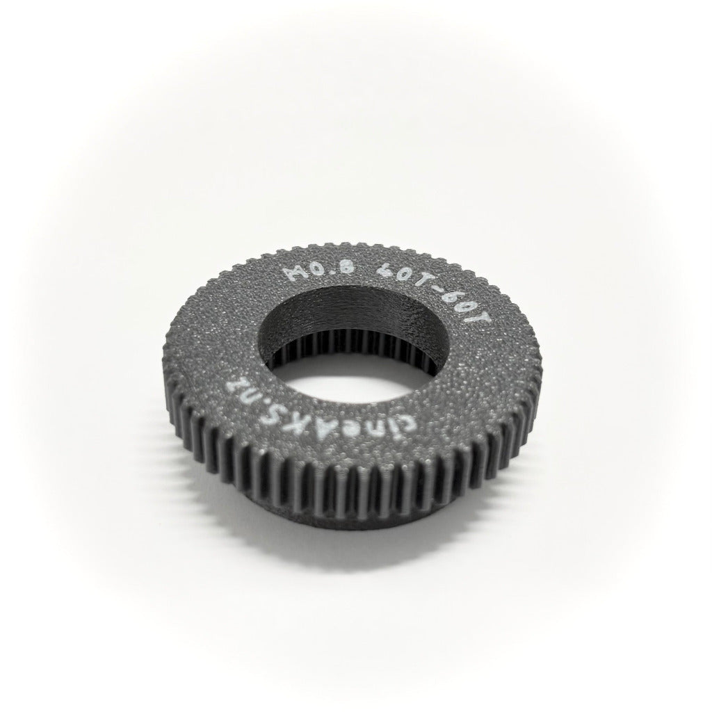 M0.8 40t to 60T 8mm offset push-on lens gear for ARRI cforce Mini, on a white background