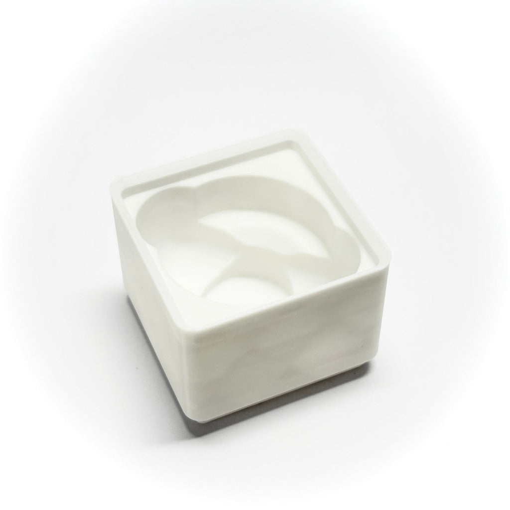 A small square white 1x1x4 Gridfinity bin for 1x arri cforce gear, photographed on a clean white background with a soft shadow.